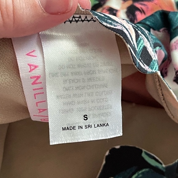 Vanilla Beach floral scalloped high neck halter tie bikini 2 piece swim - Picture 5 of 7